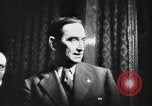Standbild Marschall Petain interviewt Frankreich, 1940, aus Sekunde 16 historischem Filmmaterial Videoclip 65675065412