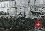 Standbild Ruinen nach dem Krieg Paris Frankreich, 1944, aus Sekunde 12 historischem Filmmaterial Videoclip 65675065416
