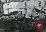 Standbild Ruinen nach dem Krieg Paris Frankreich, 1944, aus Sekunde 16 historischem Filmmaterial Videoclip 65675065416