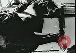 Immagine di Statue di cavalli Francia, 1944, secondo 10 filmato di repertorio 65675065424