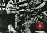 Immagine di Statue di cavalli Francia, 1944, secondo 23 filmato di repertorio 65675065424