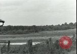 Standbild 80th Infantry Division Chalons-sur-Marne Frankreich, 1944, aus Sekunde 6 historischem Filmmaterial Videoclip 65675065432