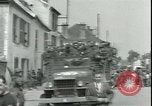 Immagine di Prigionieri tedeschi Parigi Francia, 1944, secondo 15 filmato di repertorio 65675065433