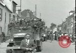 Immagine di Prigionieri tedeschi Parigi Francia, 1944, secondo 16 filmato di repertorio 65675065433
