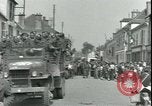 Immagine di Prigionieri tedeschi Parigi Francia, 1944, secondo 19 filmato di repertorio 65675065433