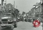 Immagine di Prigionieri tedeschi Parigi Francia, 1944, secondo 20 filmato di repertorio 65675065433