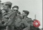 Immagine di Prigionieri tedeschi Parigi Francia, 1944, secondo 25 filmato di repertorio 65675065433