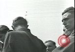 Immagine di Prigionieri tedeschi Parigi Francia, 1944, secondo 28 filmato di repertorio 65675065433