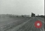 Standbild USA 7th Army Division Montmartre Paris Frankreich, 1944, aus Sekunde 24 historischem Filmmaterial Videoclip 65675065434