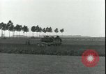 Standbild USA 7th Army Division Montmartre Paris Frankreich, 1944, aus Sekunde 28 historischem Filmmaterial Videoclip 65675065434