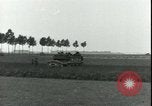 Standbild USA 7th Army Division Montmartre Paris Frankreich, 1944, aus Sekunde 29 historischem Filmmaterial Videoclip 65675065434