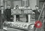 Standbild USA Soldaten Chateau-Thierry Frankreich, 1944, aus Sekunde 5 historischem Filmmaterial Videoclip 65675065437
