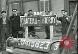 Standbild USA Soldaten Chateau-Thierry Frankreich, 1944, aus Sekunde 7 historischem Filmmaterial Videoclip 65675065437