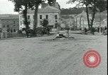 Standbild USA Soldaten Chateau-Thierry Frankreich, 1944, aus Sekunde 12 historischem Filmmaterial Videoclip 65675065437