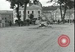 Standbild USA Soldaten Chateau-Thierry Frankreich, 1944, aus Sekunde 14 historischem Filmmaterial Videoclip 65675065437
