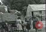 Standbild USA Soldaten Chateau-Thierry Frankreich, 1944, aus Sekunde 22 historischem Filmmaterial Videoclip 65675065437