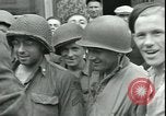 Standbild USA Soldaten Chateau-Thierry Frankreich, 1944, aus Sekunde 37 historischem Filmmaterial Videoclip 65675065437