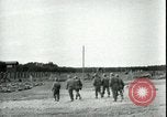 Standbild Landsberg Konzentrationslager Landsberg Deutschland, 1945, aus Sekunde 38 historischem Filmmaterial Videoclip 65675065439