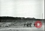 Standbild Landsberg Konzentrationslager Landsberg Deutschland, 1945, aus Sekunde 46 historischem Filmmaterial Videoclip 65675065439