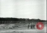 Standbild Landsberg Konzentrationslager Landsberg Deutschland, 1945, aus Sekunde 47 historischem Filmmaterial Videoclip 65675065439