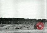 Standbild Landsberg Konzentrationslager Landsberg Deutschland, 1945, aus Sekunde 50 historischem Filmmaterial Videoclip 65675065439