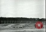 Standbild Landsberg Konzentrationslager Landsberg Deutschland, 1945, aus Sekunde 52 historischem Filmmaterial Videoclip 65675065439