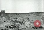 Standbild Landsberg Konzentrationslager Landsberg Deutschland, 1945, aus Sekunde 57 historischem Filmmaterial Videoclip 65675065439