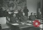 Standbild Kapitulation Konferenz Haar Deutschland, 1945, aus Sekunde 32 historischem Filmmaterial Videoclip 65675065441