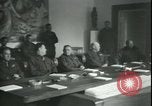 Standbild Kapitulation Konferenz Haar Deutschland, 1945, aus Sekunde 35 historischem Filmmaterial Videoclip 65675065441