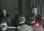 Standbild Kapitulation Konferenz Haar Deutschland, 1945, aus Sekunde 58 historischem Filmmaterial Videoclip 65675065441