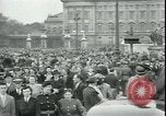 Standbild Sieg in Europa Tag London England Vereinigtes Königreich, 1945, aus Sekunde 43 historischem Filmmaterial Videoclip 65675065442