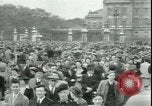 Standbild Sieg in Europa Tag London England Vereinigtes Königreich, 1945, aus Sekunde 45 historischem Filmmaterial Videoclip 65675065442
