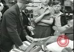 Immagine di La vittoria nella Giornata dell'Europa Londra Inghilterra Regno Unito, 1945, secondo 23 filmato di repertorio 65675065444