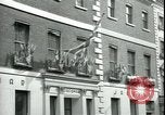 Immagine di La vittoria nella Giornata dell'Europa Londra Inghilterra Regno Unito, 1945, secondo 45 filmato di repertorio 65675065444