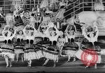 Image Officiers militaires allemands occupent des rangs de sièges avant pour une performance à un théâtre à Berlin Berlin Allemagne, 1941, de la seconde 38 séquences d'archives historiques vidéo 65675065466
