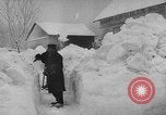Image Porte de Brandebourg durant tempête à Berlin Allemagne Berlin Allemagne, 1941, de la seconde 19 séquences d'archives historiques vidéo 65675065467