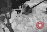 Image Porte de Brandebourg durant tempête à Berlin Allemagne Berlin Allemagne, 1941, de la seconde 33 séquences d'archives historiques vidéo 65675065467