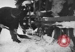 Image Porte de Brandebourg durant tempête à Berlin Allemagne Berlin Allemagne, 1941, de la seconde 36 séquences d'archives historiques vidéo 65675065467