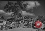 Image Les modèles posent pour les artistes sur une plage de Floride Florida USA, 1941, de la seconde 3 séquences d'archives historiques vidéo 65675065469