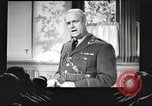 Standbild amerikanische Soldaten United States USA, 1941, aus Sekunde 30 historischem Filmmaterial Videoclip 65675065472