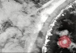 Standbild Doolittle Raid über Marcus Insel Marcus Island Pacific Ocean, 1942, aus Sekunde 12 historischem Filmmaterial Videoclip 65675065473