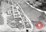 Standbild Doolittle Raid über Marcus Insel Marcus Island Pacific Ocean, 1942, aus Sekunde 28 historischem Filmmaterial Videoclip 65675065473