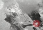 Standbild Doolittle Raid über Marcus Insel Marcus Island Pacific Ocean, 1942, aus Sekunde 34 historischem Filmmaterial Videoclip 65675065473