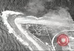 Standbild Doolittle Raid über Marcus Insel Marcus Island Pacific Ocean, 1942, aus Sekunde 58 historischem Filmmaterial Videoclip 65675065473