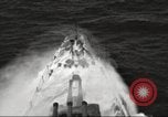 Standbild Task Force 16 mit Doolittle raiders im Gange Zweiten Weltkrieg Pazifik, 1942, aus Sekunde 8 historischem Filmmaterial Videoclip 65675065474