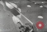 Immagine di Il D-day durante lo sbarco in Normandia della seconda guerra mondiale Normandia Francia, 1944, secondo 35 filmato di repertorio 65675065481