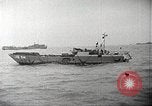 Immagine di Sbarco in Normandia durante la seconda guerra mondiale Normandia Francia, 1944, secondo 3 filmato di repertorio 65675065482