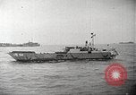Immagine di Sbarco in Normandia durante la seconda guerra mondiale Normandia Francia, 1944, secondo 5 filmato di repertorio 65675065482
