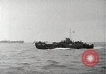 Immagine di Sbarco in Normandia durante la seconda guerra mondiale Normandia Francia, 1944, secondo 6 filmato di repertorio 65675065482