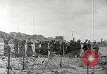 Immagine di Scene di Omaha Beach dopo essendo fissato nella seconda guerra mondiale Normandia Francia, 1944, secondo 5 filmato di repertorio 65675065483